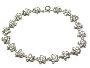 �v�������A�̃V���o�[�u���X���b�g�i�A���N���b�g�j[lb001]